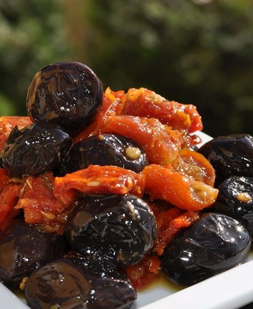 Black Olive With Tomatoes Filled